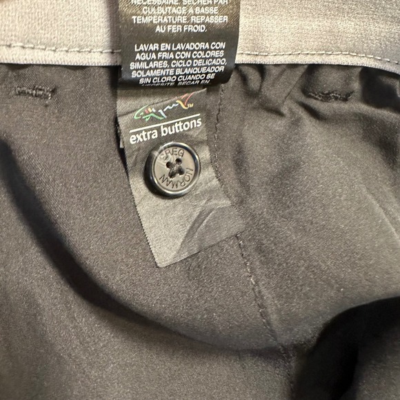 Greg Norman Golf Shorts Mens 38 Black Dry Performance Stretch Golf Shorts - Picture 8 of 8